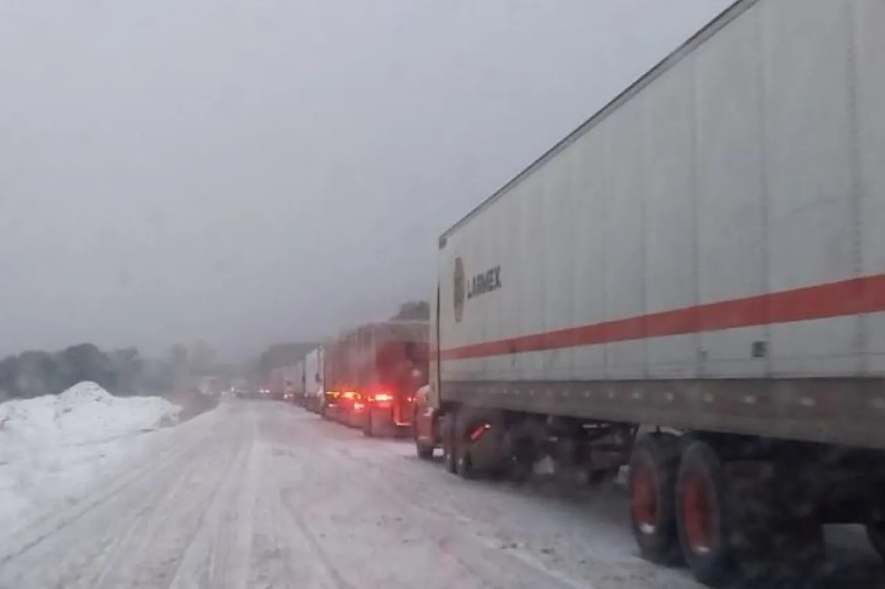 Temporal afecta al transporte; carretera a Sonora está cerrada desde el sábado