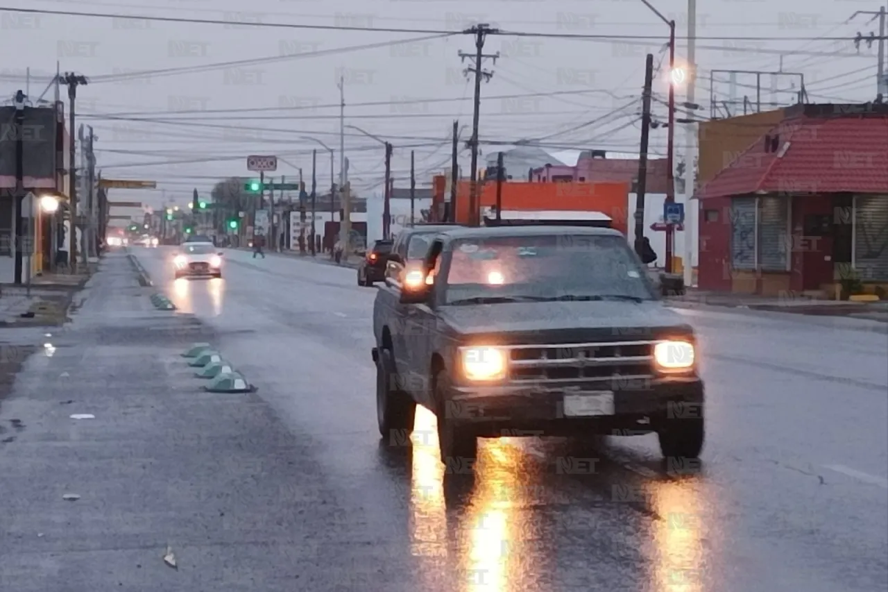 Piden manejar con precaución ante lluvias en Juárez