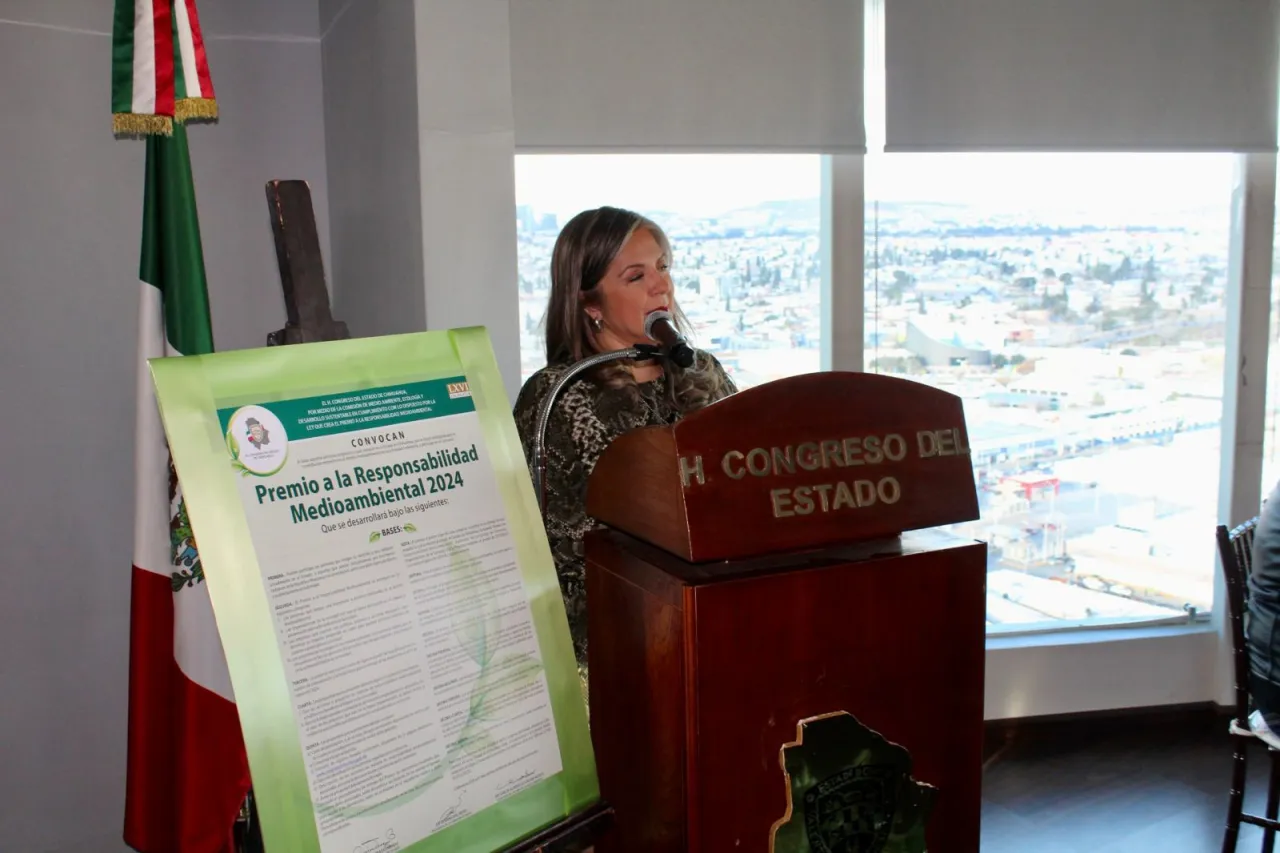 Presenta Rosana Díaz convocatoria del Premio Medioambiental 2024