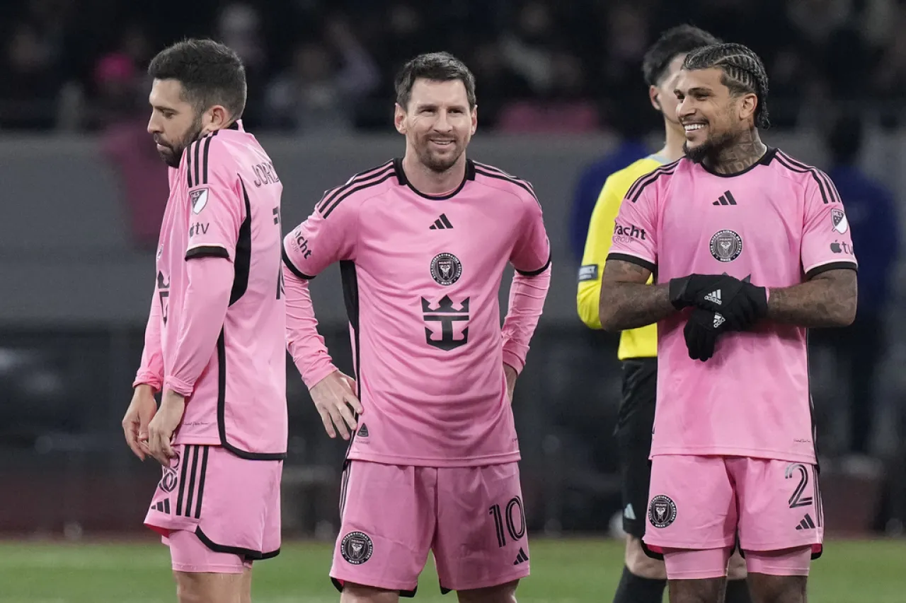 Messi juega, pero Inter Miami pierde por penales en Tokio
