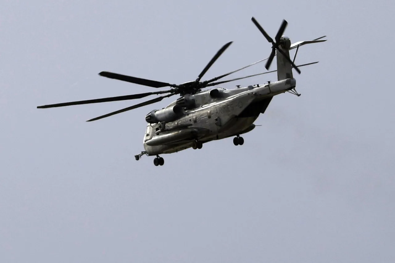 Confirman muerte de 5 marines en helicóptero