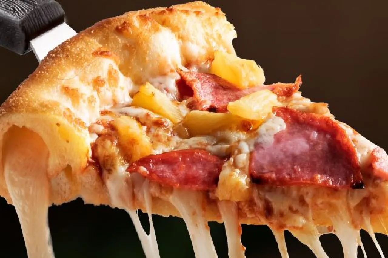 Pizza Hut ofrece complementos ¡a 1 peso!