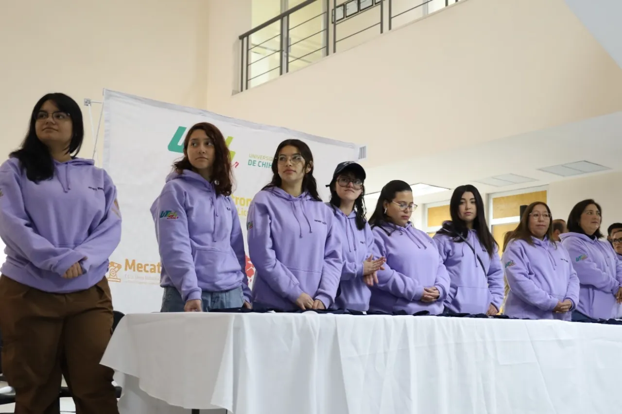 Alumnas de Chihuahua participarán en Campeonato Nacional de Robótica
