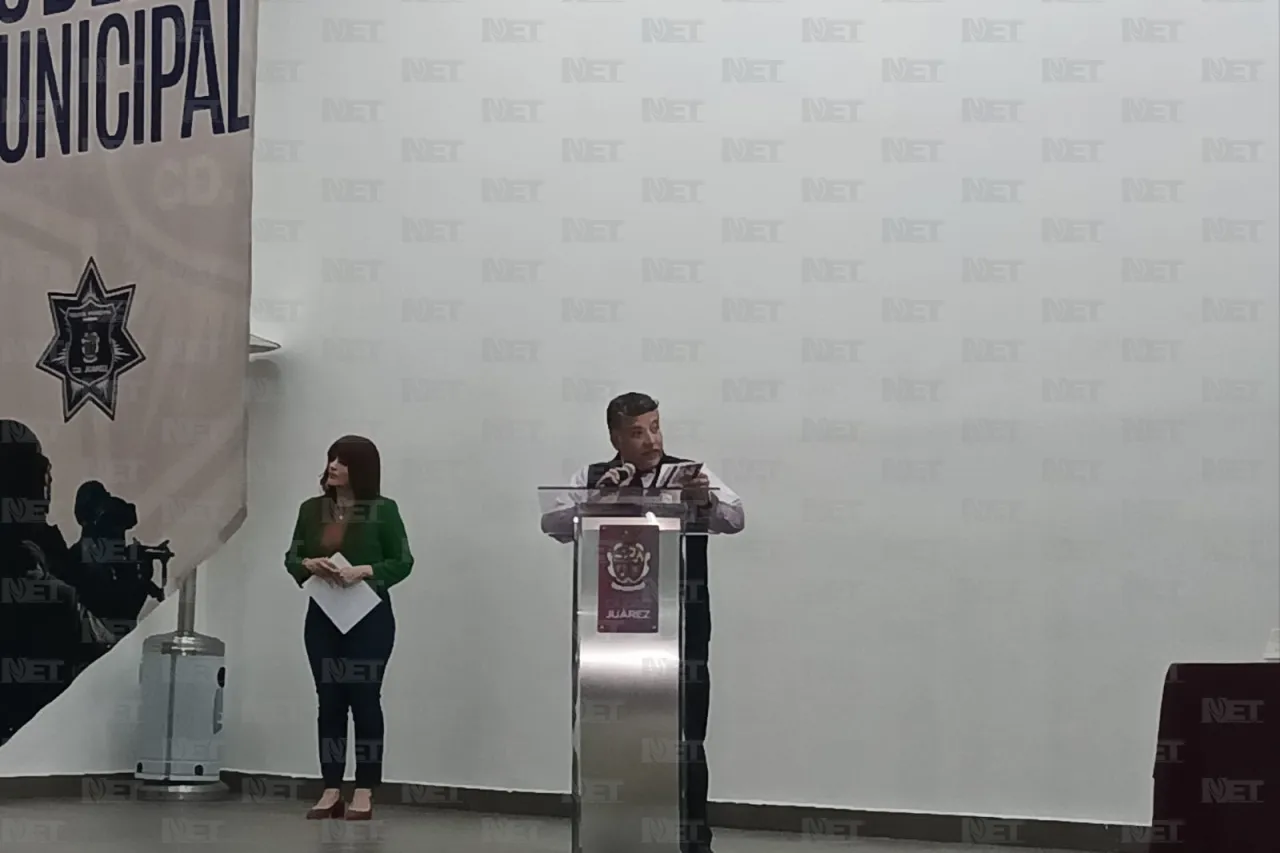 Presentan nuevo holograma del Repuve en Juárez