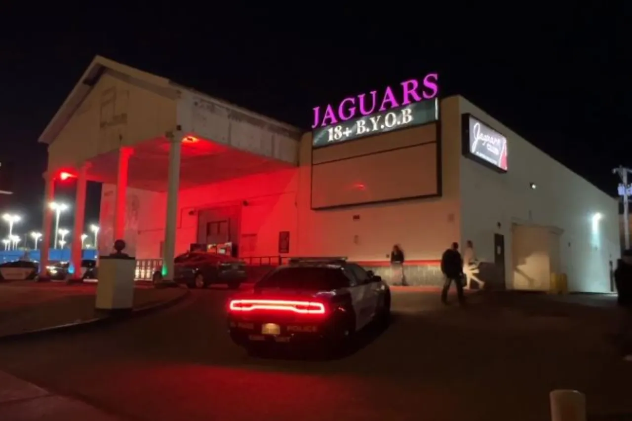 Demanda El Paso a Jaguars Gold Club por múltiples actividades ilegales