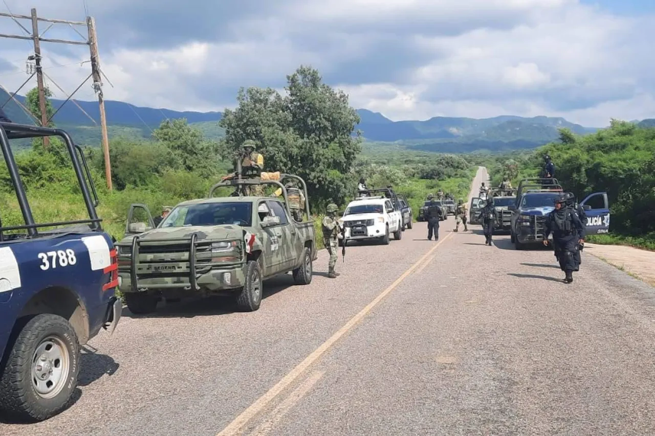 Confirman autoridades 58 personas liberadas tras secuestro en Sinaloa
