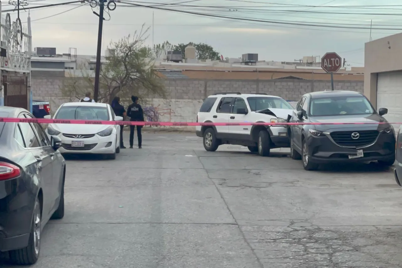 Juárez: Persecución con balazos termina en choque