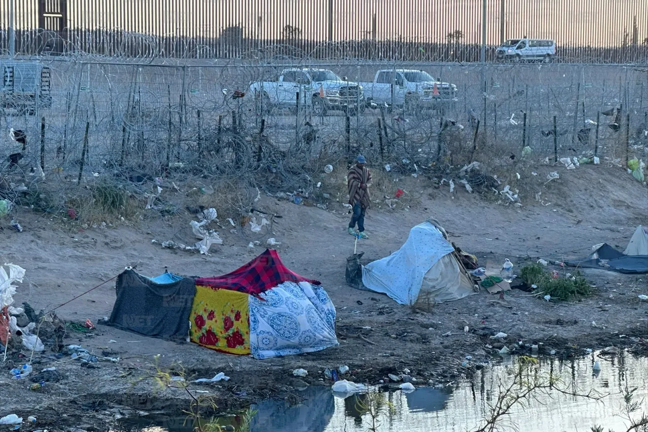 Enfrentan migrantes el frío y hambre; esperan entrar a EU
