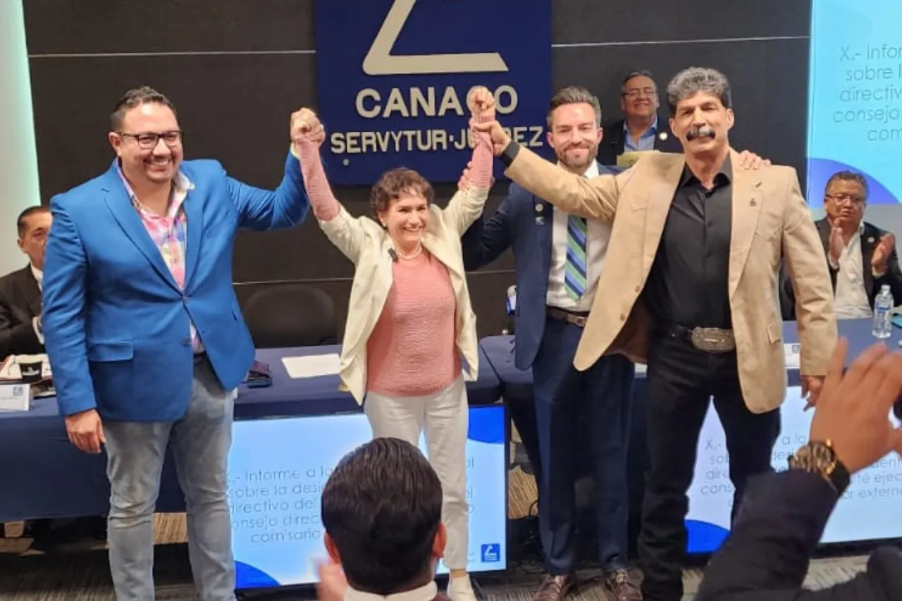 Gana Villalobos presidencia de la Canaco en Juárez