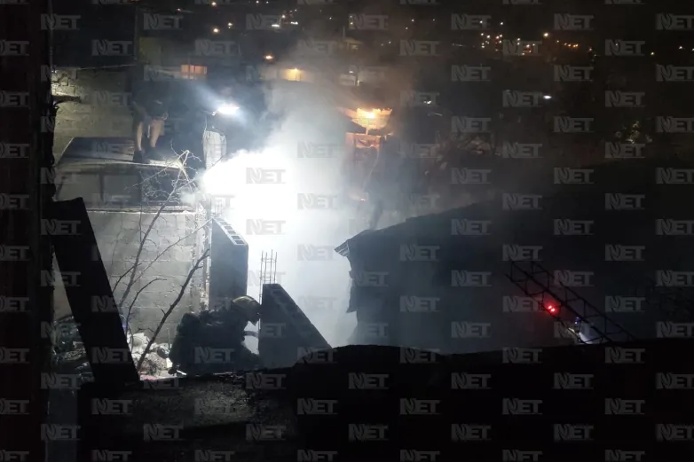 Se incendia casa en la colonia Puerto la Paz; vecinos evitan que se propague