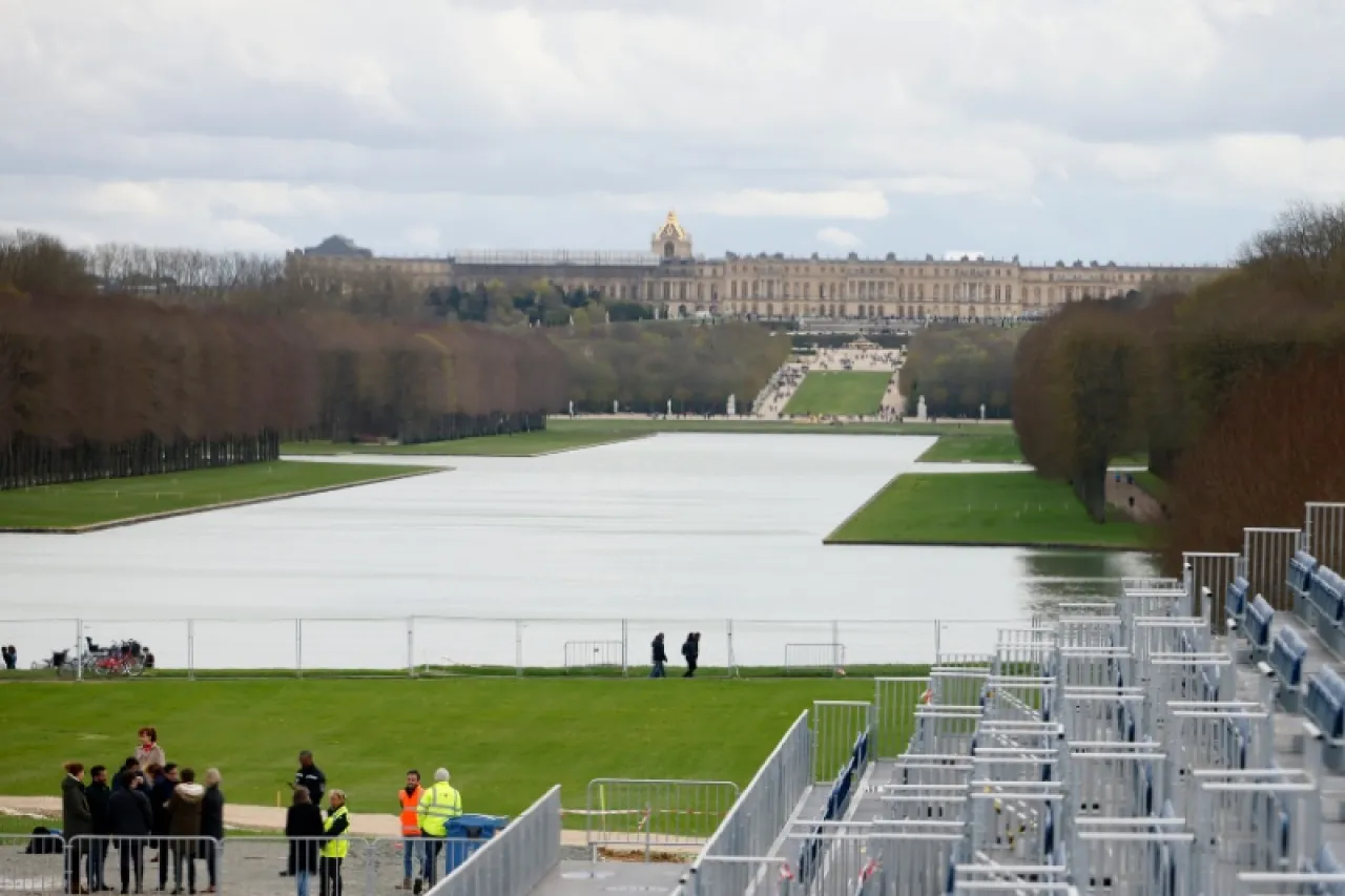 Alistan Palacio de Versalles para equitación Olímpica