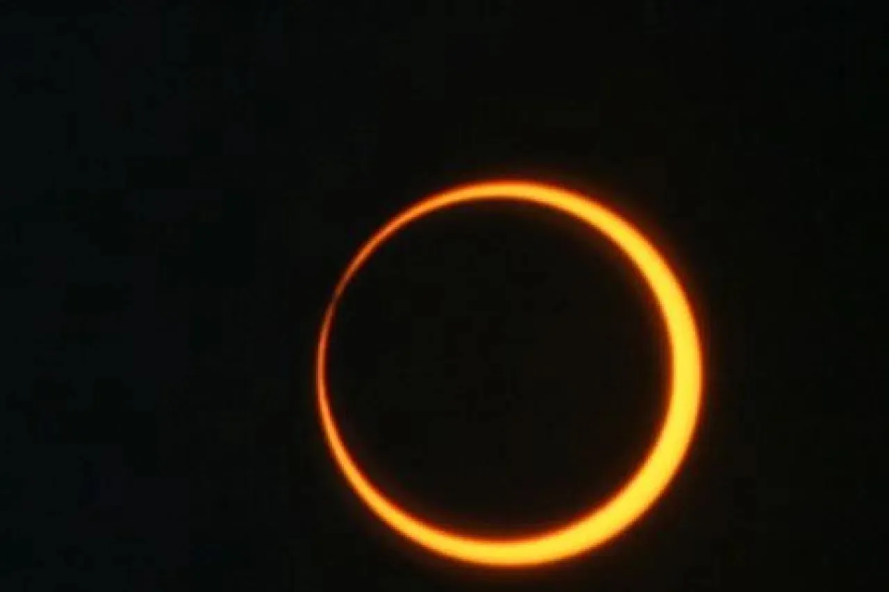 Emite Protección Civil recomendaciones por eclipse solar