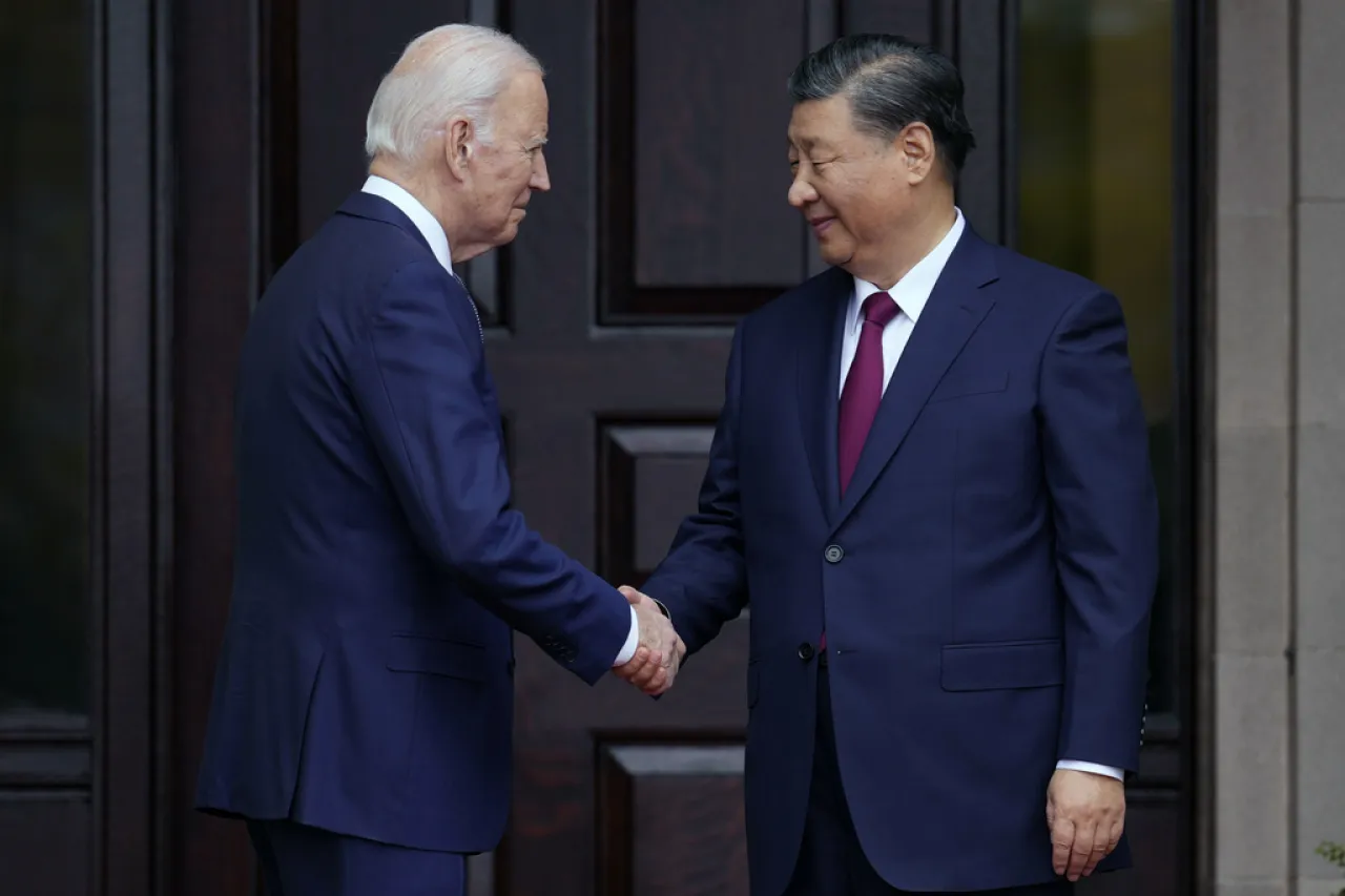 Biden y Xi hablan de Taiwán, IA y fentanilo