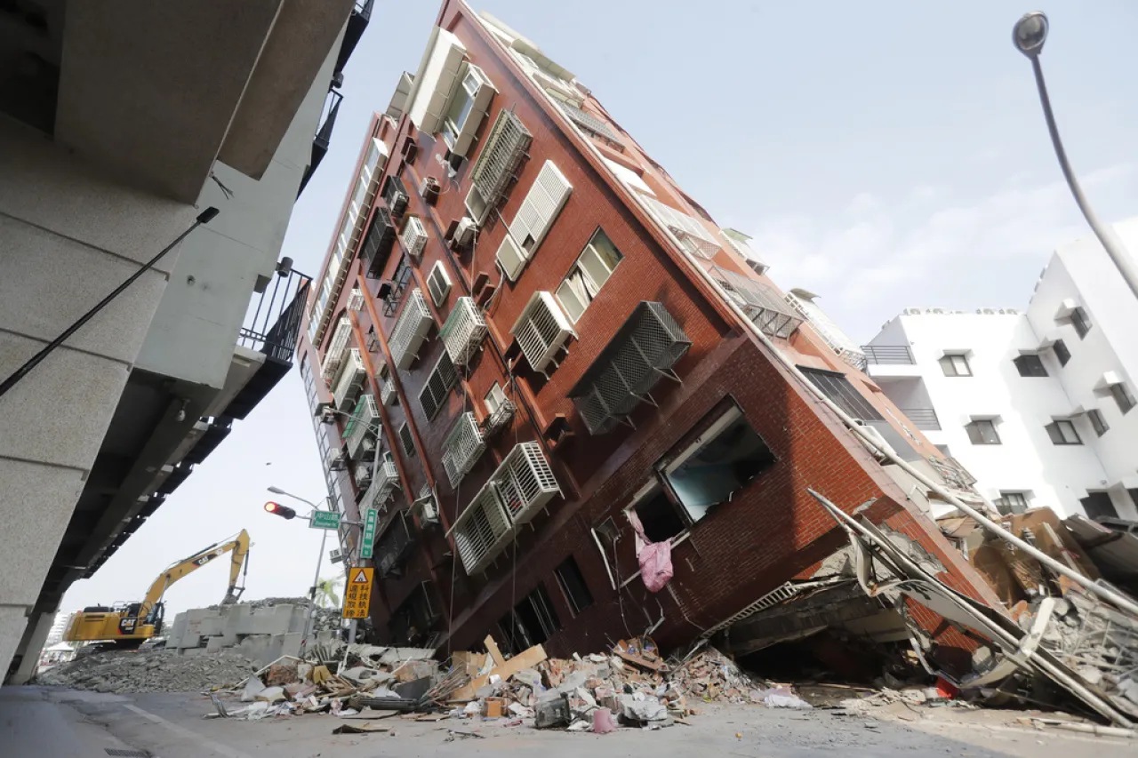 Buscan a personas con las que se perdió contacto tras sismo en Taiwán