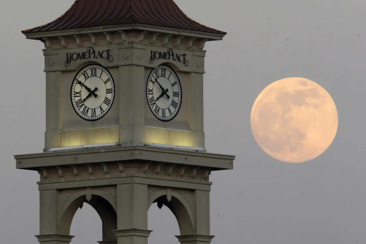 La NASA quiere idear un nuevo reloj para la Luna