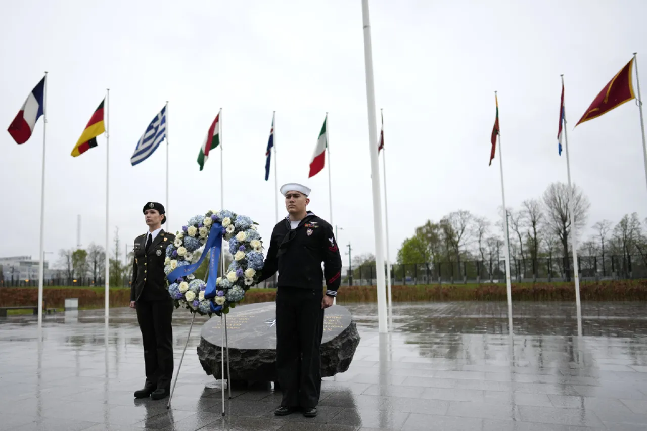 La OTAN cumple 75 años; guerra en Ucrania amenaza la unidad