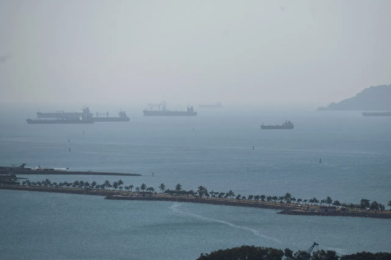 Canal de Panamá anuncia un aumento en el tránsito por la vía de 24 a 32 buques