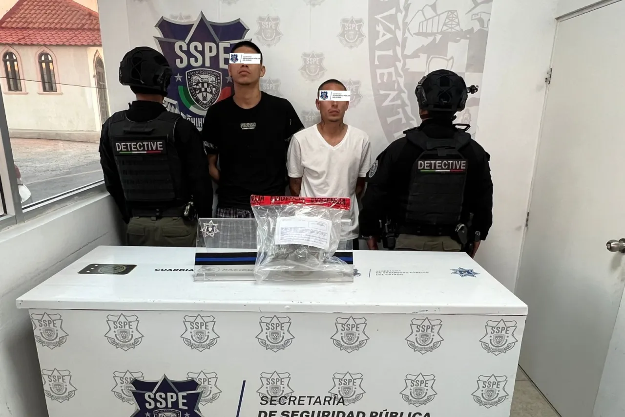 Los detienen con envoltorios de droga en Juárez