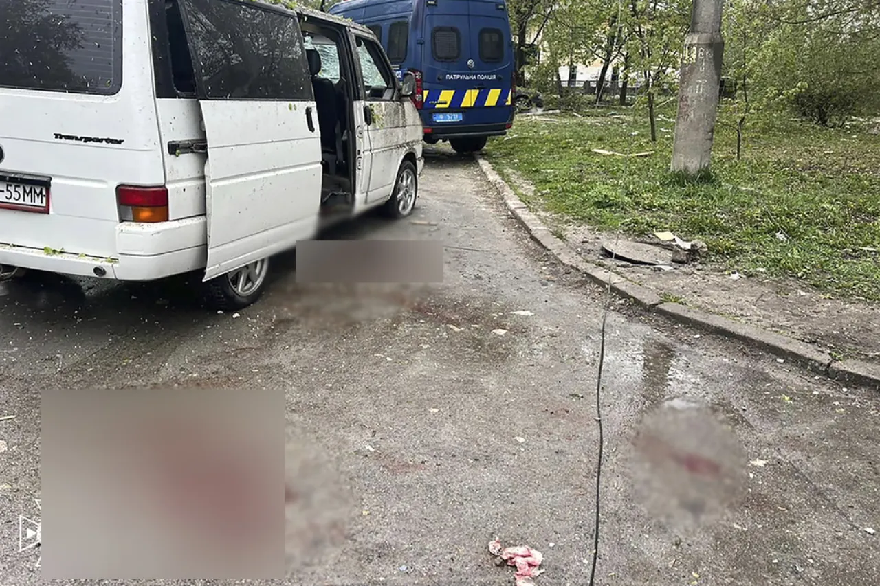 Misiles rusos matan a 14 personas en una ciudad ucraniana