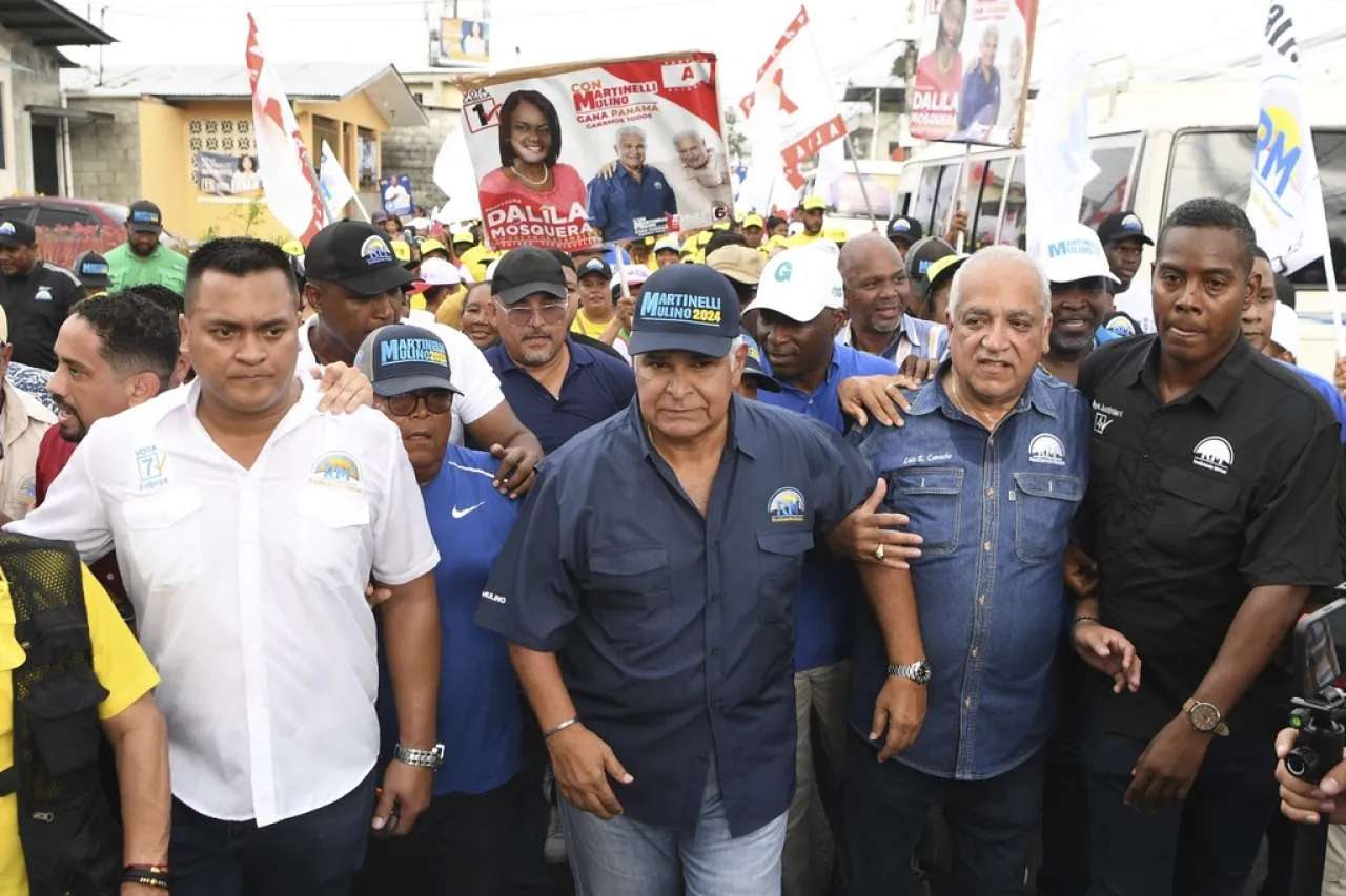 Candidatos presidenciales debaten sobre empleo y crisis del agua en Panamá