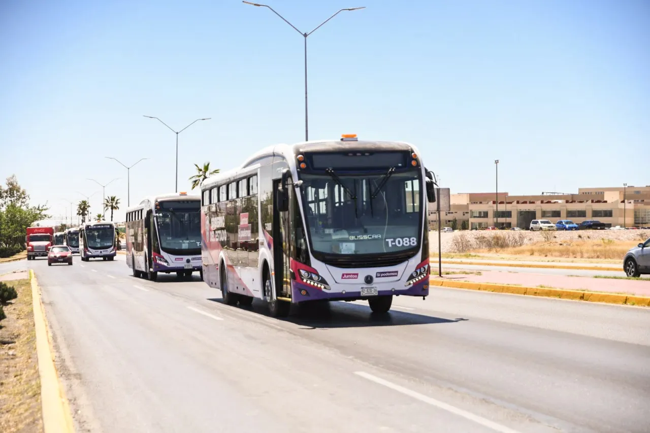 Fotos: Parten a Ciudad Juárez los nuevos camiones del BRT