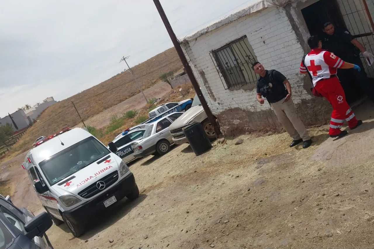 Chihuahua: Ayudan policías municipales a mujer en labor de parto
