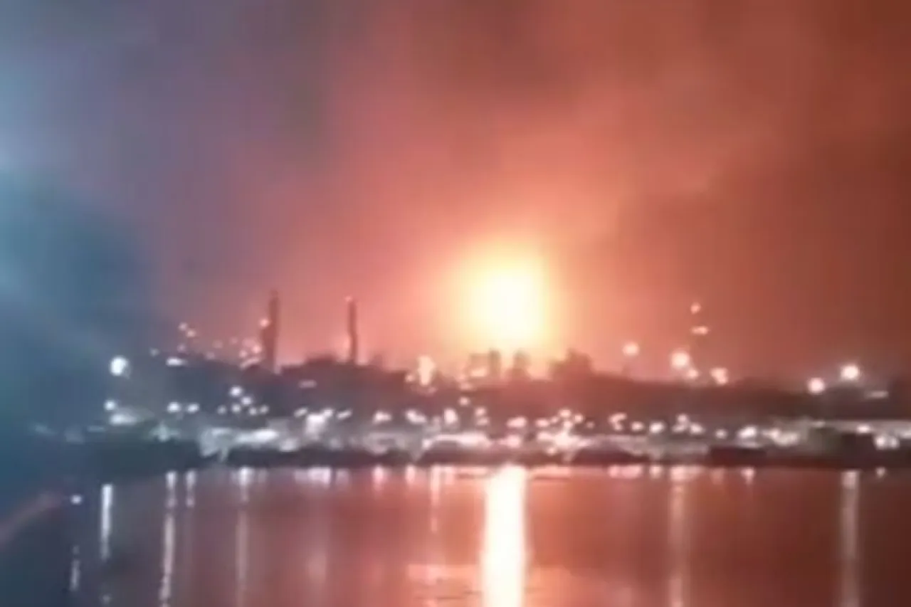 Se registra explosión en refinería Lázaro Cárdenas de Minatitlán