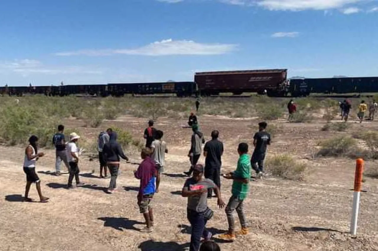 Piden a la CNDH intervenir por trato a migrantes desalojados del tren