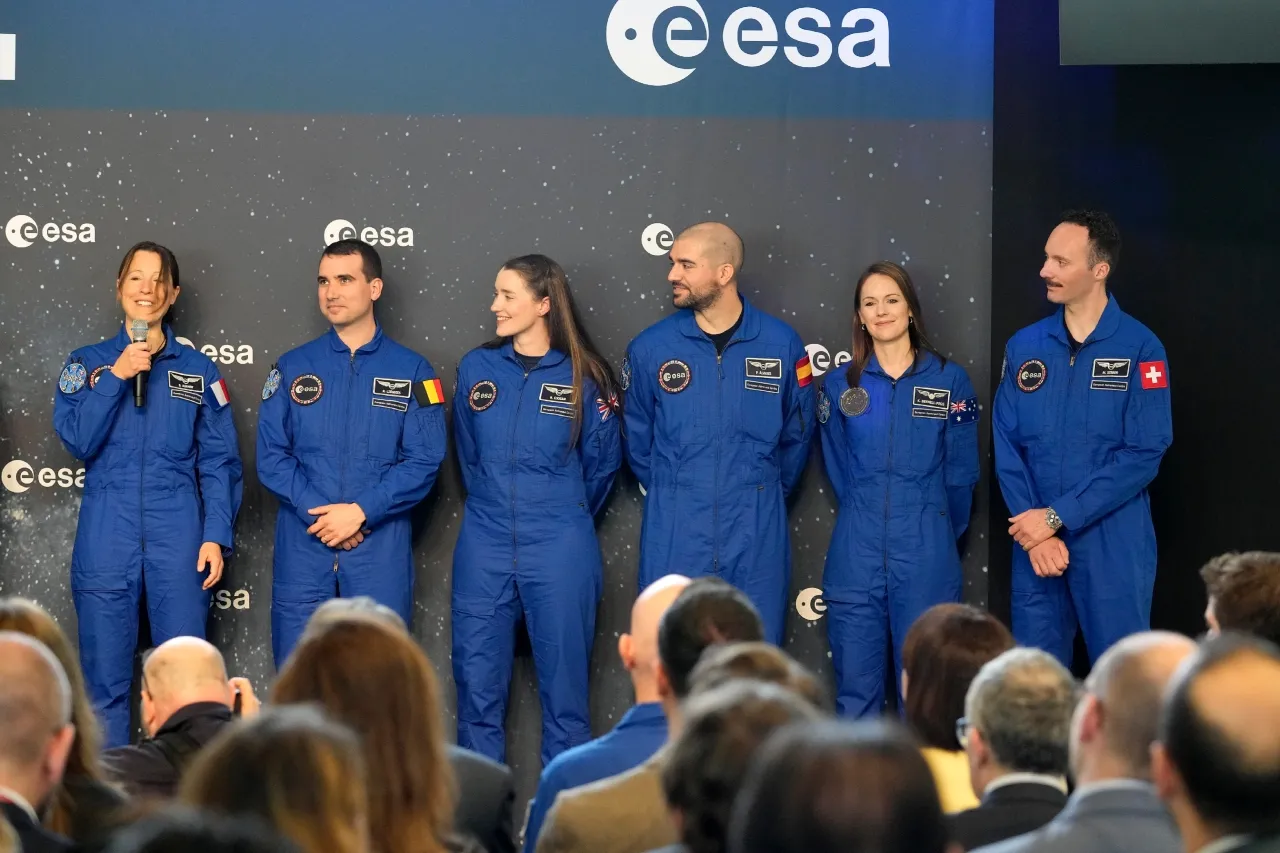 Agencia Espacial Europea añade 5 nuevos astronautas