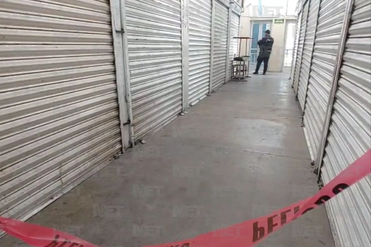 Muere al caer de un segundo piso en el Mercado Reforma 