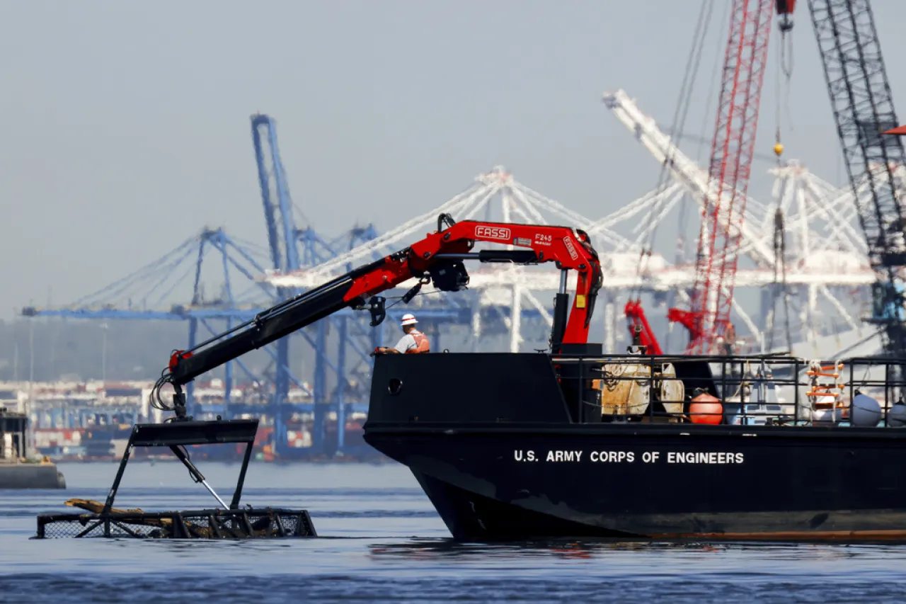 Abrirán canal más profundo para buques tras colapso de puente en Baltimore