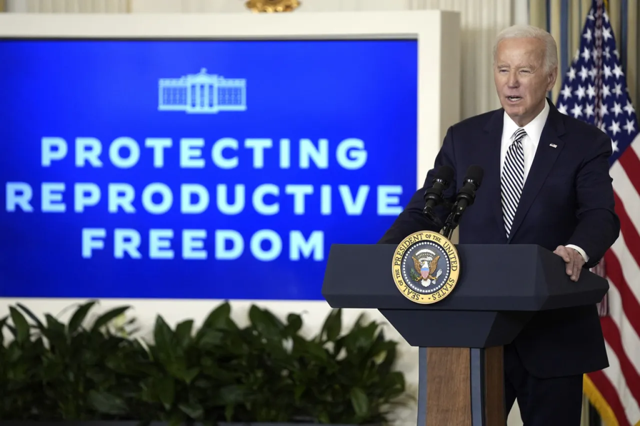 En visita de campaña, Biden condenará la prohibición del aborto en Florida