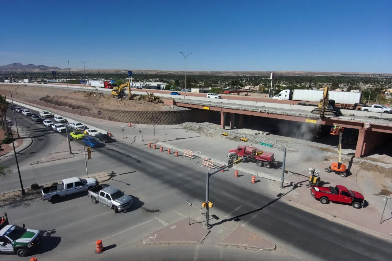 El Paso: Demuelen parte de puente en la I-10