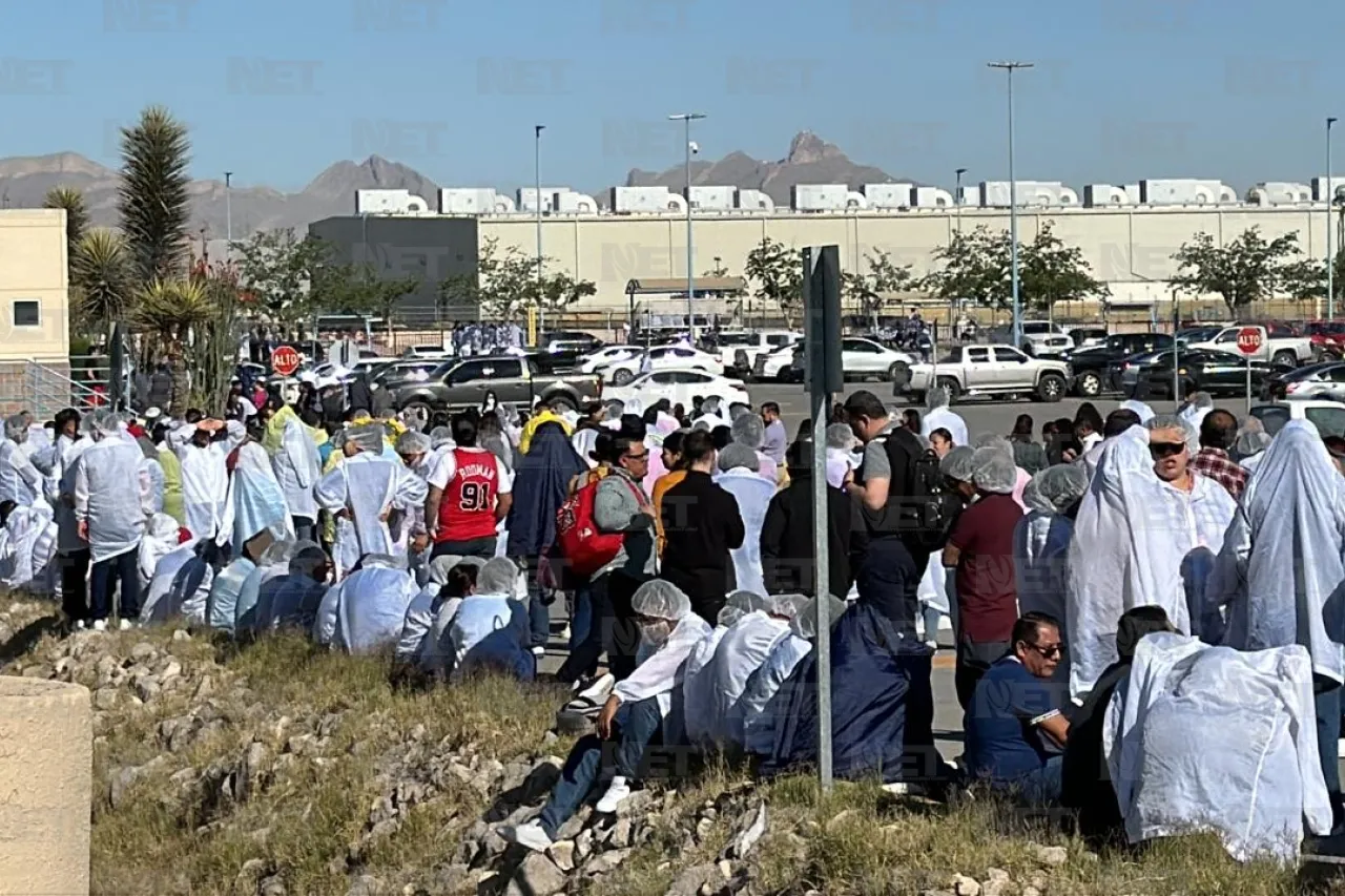 Evacúan maquila en Juárez; reportan derrame de químicos e incendio