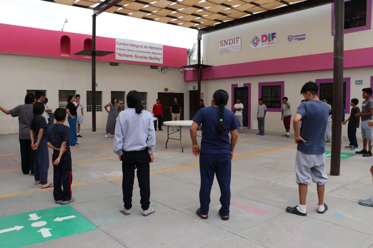 Atiende DIF a 208 niños en contexto de movilidad en Juárez
