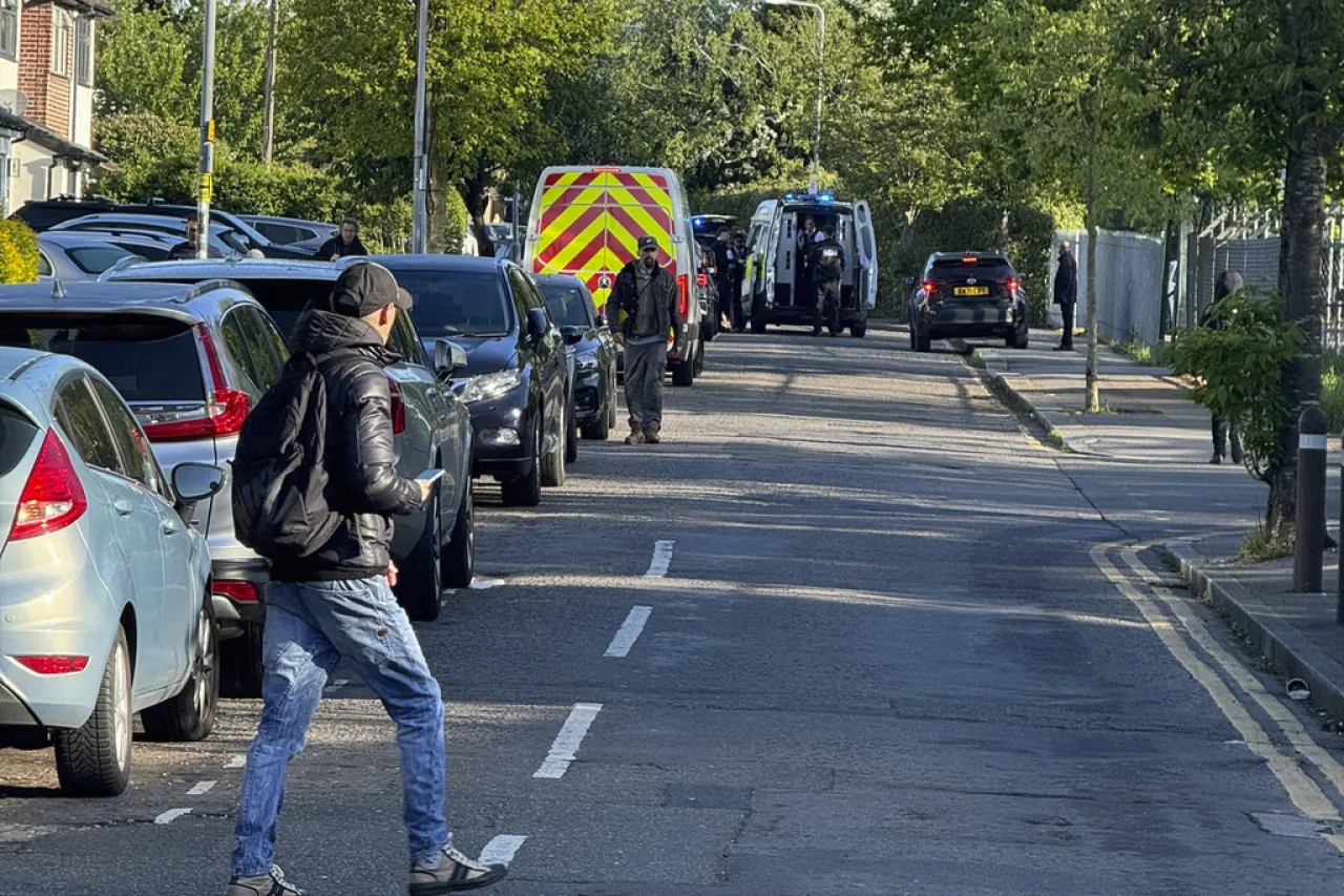 Londres: Hombre con espada mata a joven y hiere a varias personas