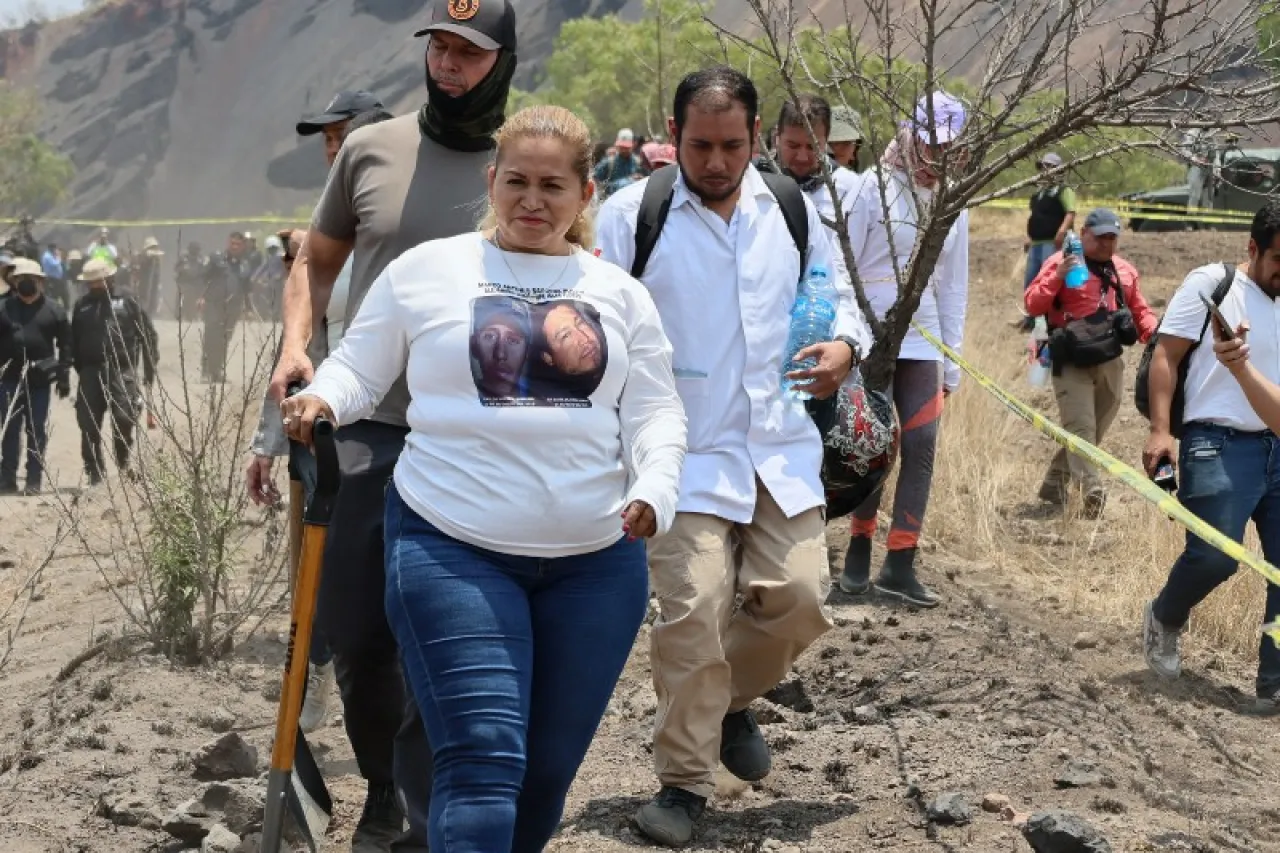 Quieren ocultar la verdad del crematorio clandestino: Ceci Flores para Radio Net