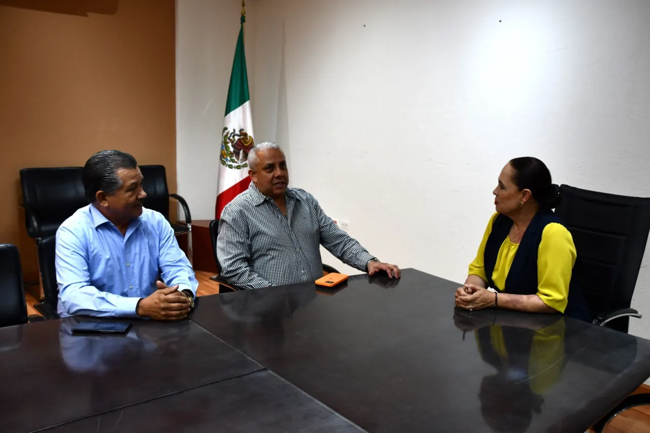 Chihuahua: Incrementan apoyos a maestros del sistema federal