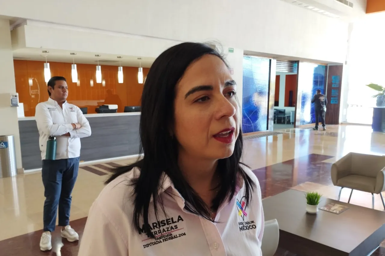 Loya y Terrazas dialogan con hoteleros de Juárez
