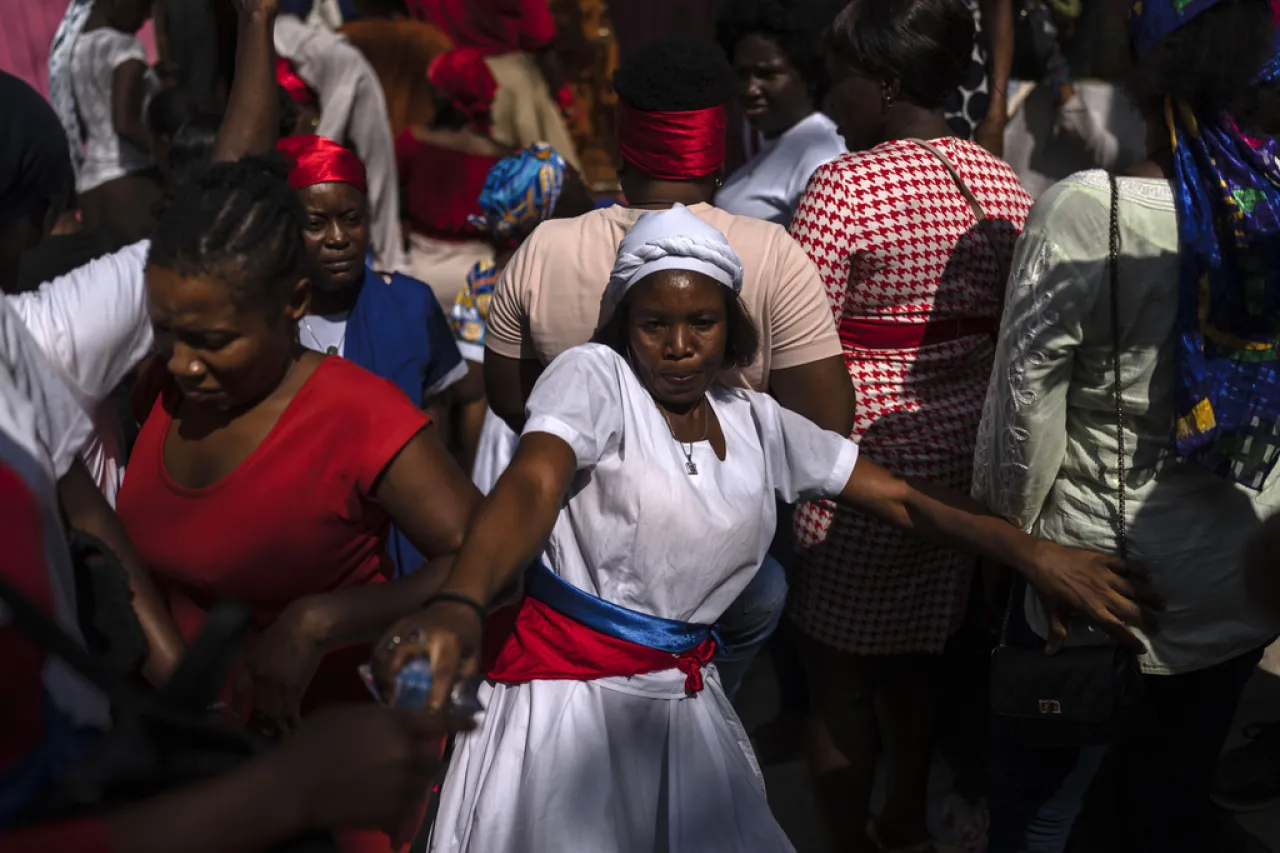 Haití: El vudú toma fuerza ante la violencia de las pandillas