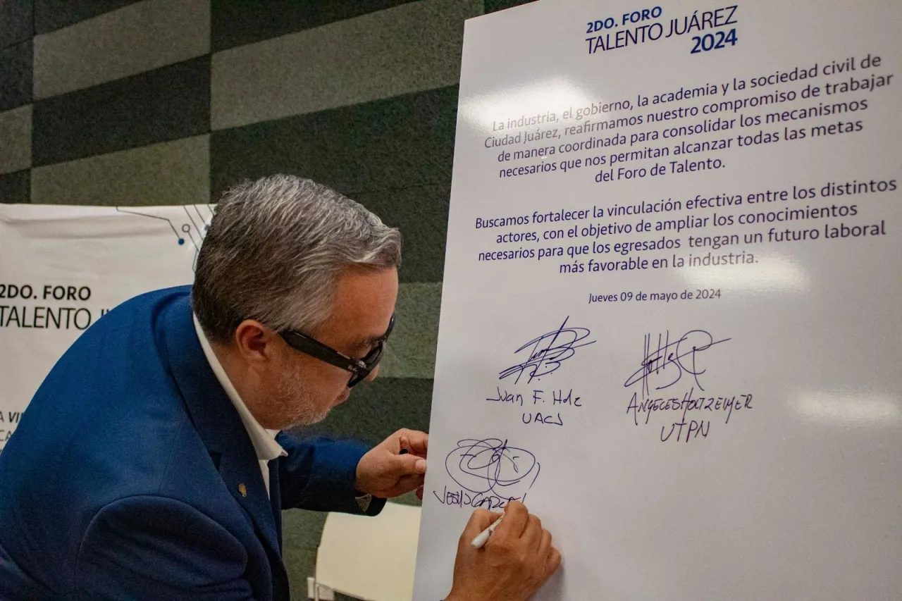 Universidades firman convenio de colaboración Foro de Talento Juárez 2024