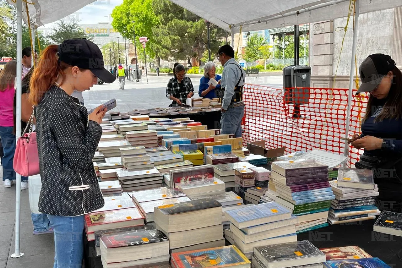 Chihuahuenses prefieren libros físicos a los digitales: vendedor