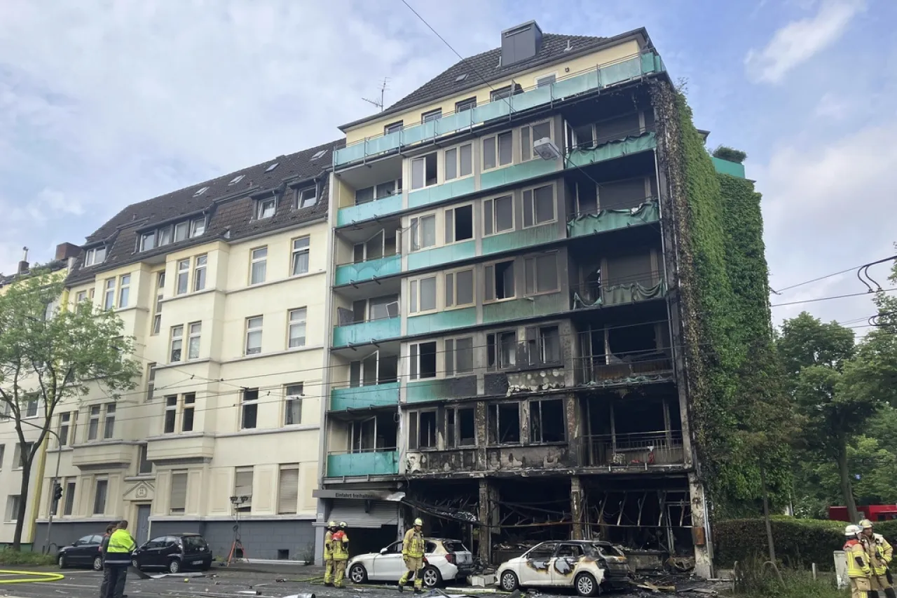 Incendio en edificio residencial en Alemania deja 3 muertos