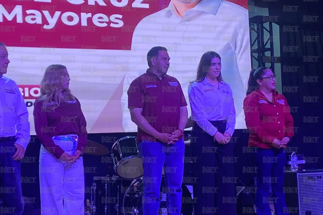 Se reúne candidato Cruz Pérez Cuéllar con adultos mayores