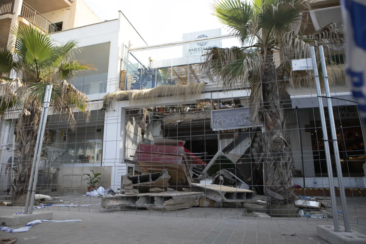 Investigan derrumbe de edificio que dejó 4 muertos en Mallorca