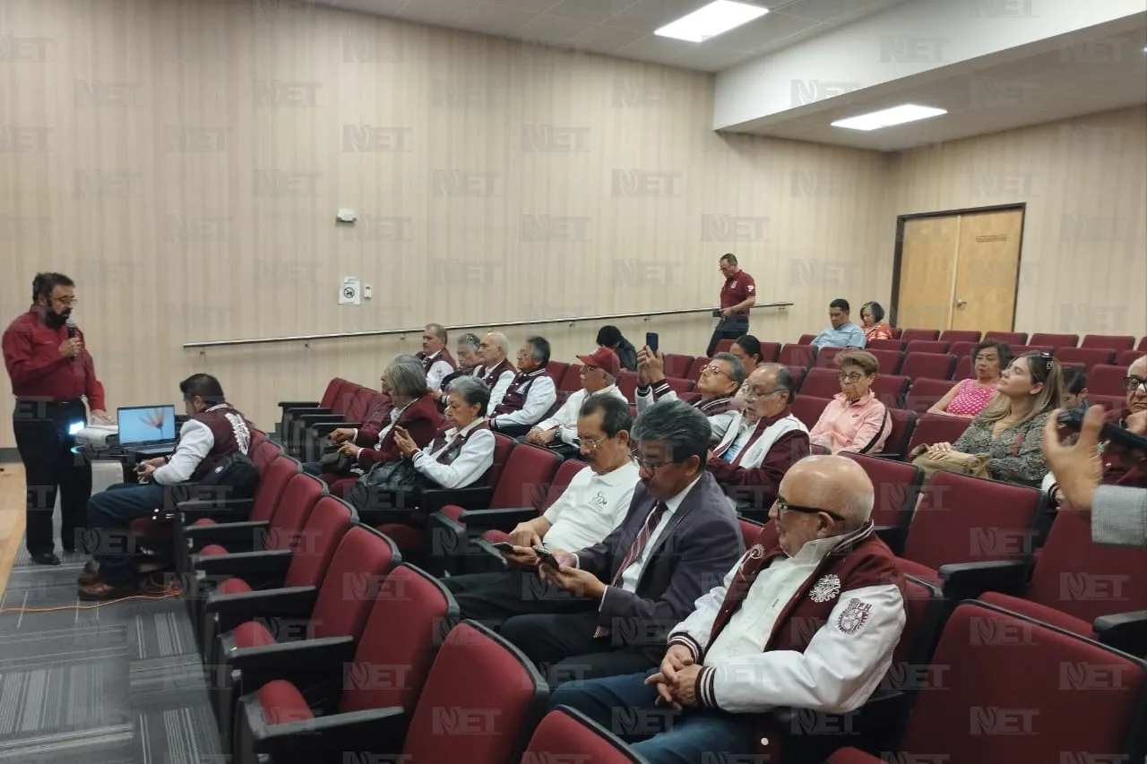 Reconocen a egresados distinguidos del IPN en Juárez