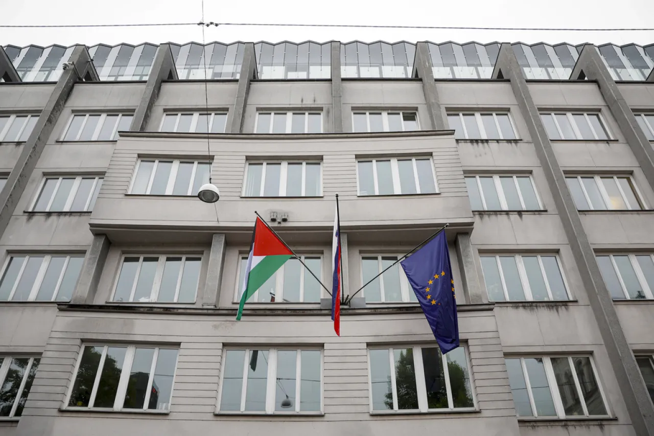 Oposición de Eslovenia pide referéndum por reconocimiento de Palestina