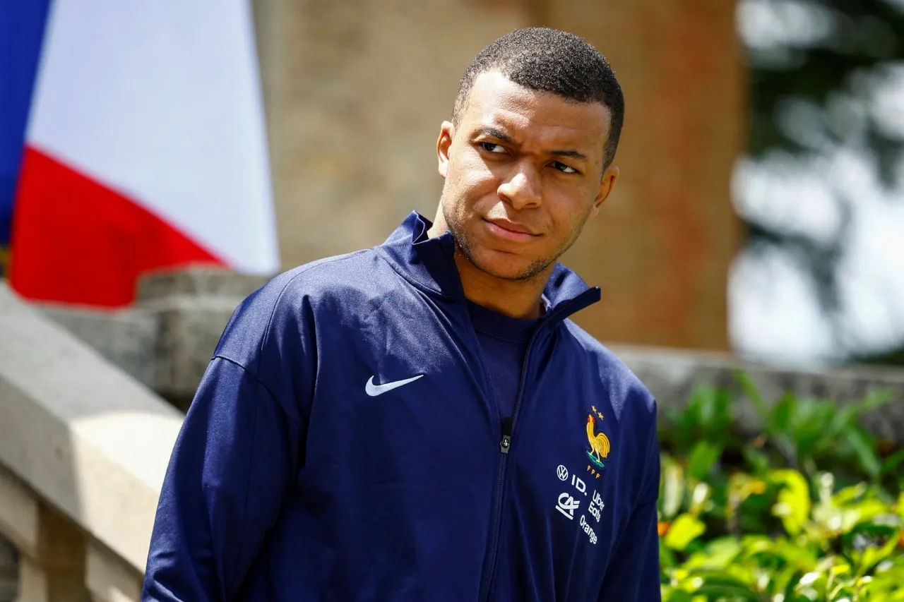 Mbappé proclama 'inmenso placer' de irse a Real Madrid