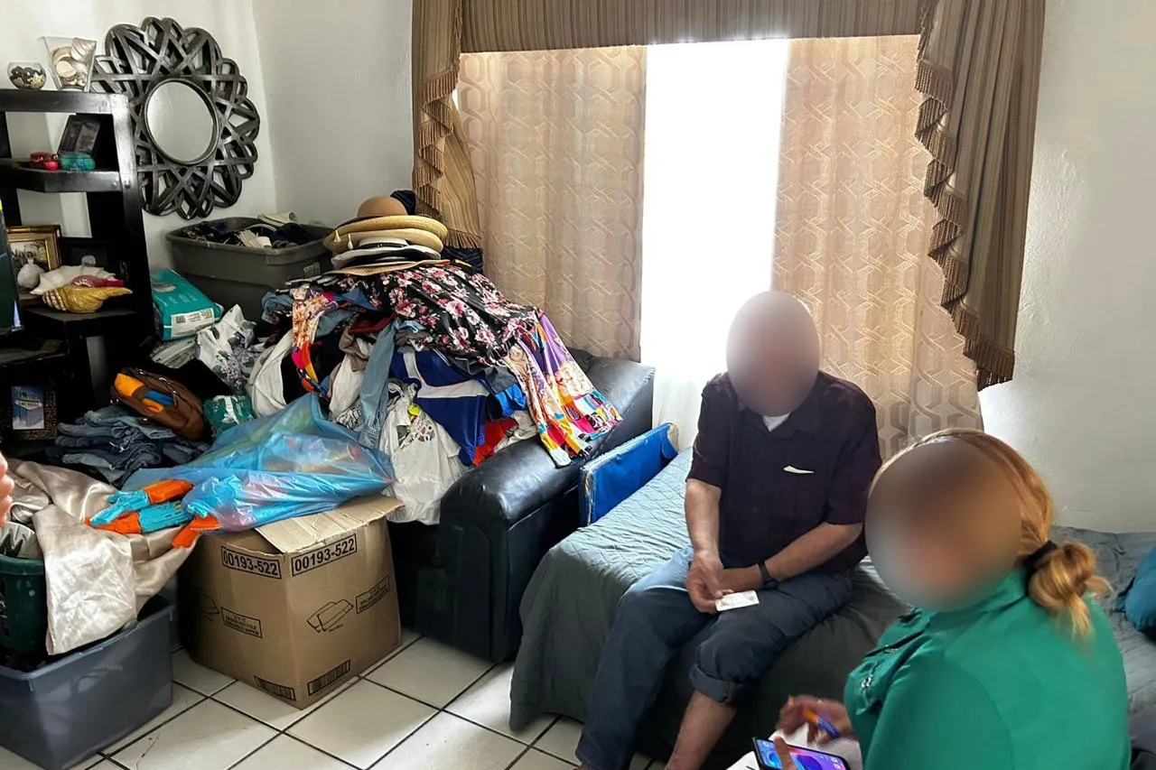 Juárez: Reúnen a hombre desaparecido con su familia