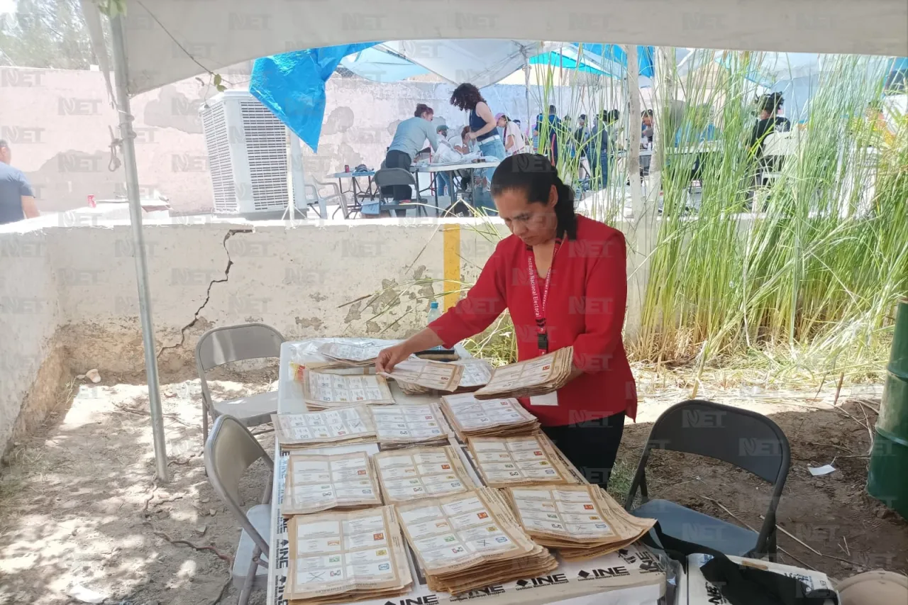 Pequeños errores obligan a recontar los votos en Juárez